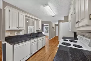 1829 Gray Gables Way, Buford, GA 30519 - Photo 11