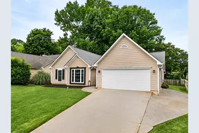 255 Paris Drive, Lawrenceville, GA 30043 - Photo 3