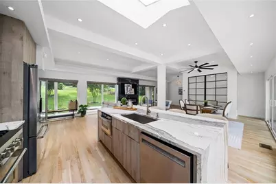 154 Cromwell Road NE, Sandy Springs, GA 30328 - Photo 17