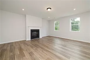 1650 Jordon Brook Dr, Lawrenceville, GA 30043 - Photo 7