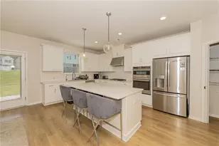 1820 Wellston Dr, Lawrenceville, GA 30043 - Photo 17