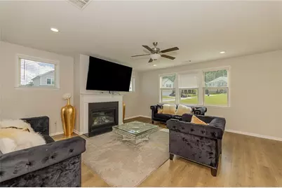 1820 Wellston Drive, Lawrenceville, GA 30043 - Photo 13
