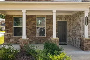 1820 Wellston Dr, Lawrenceville, GA 30043 - Photo 3