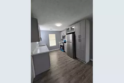 10404 Iron Gate Lane, Jonesboro, GA 30238 - Photo 5