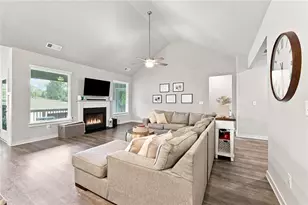 4052 Links Blvd, Jefferson, GA 30549 - Photo 9