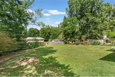 2406 Woodland Drive NW, Kennesaw, GA 30152 - Photo 29