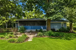 76 Harold Dr, McDonough, GA 30253 - Photo 3