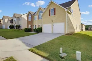 4117 Eldon Dr, Fairburn, GA 30213 - Photo 3