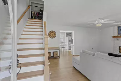 323 West Lane, Woodstock, GA 30188 - Photo 5