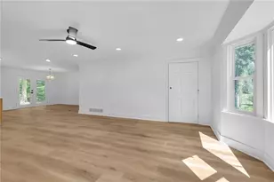 3257 Hembree Ct, Marietta, GA 30062 - Photo 5