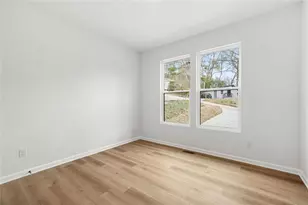1674 Mary George Ave NW, Atlanta, GA 30318 - Photo 23