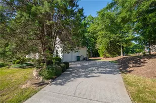 2059 Woodside Park Dr, Woodstock, GA 30188 - Photo 5