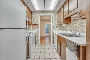 837 Heritage Square, Decatur, GA 30033 - Photo 19