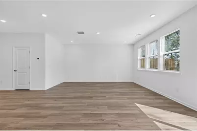 879 Rainwater Trace, Lawrenceville, GA 30044 - Photo 3