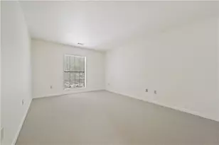 2201 Pine Heights Dr NE, Atlanta, GA 30324 - Photo 23