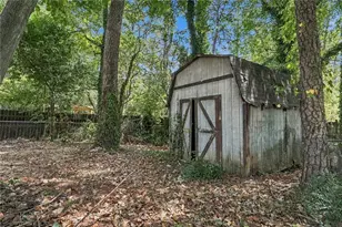 5441 Forest Path Ct, Stone Mountain, GA 30088 - Photo 33
