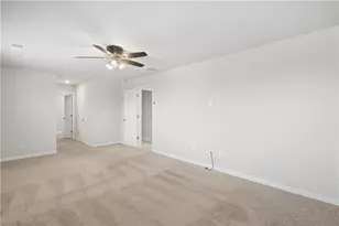 399 Toronto Cir, Hampton, GA 30228 - Photo 17