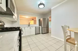 1164 Weatherstone Dr NE, Atlanta, GA 30324 - Photo 3