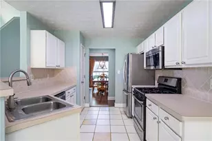 4238 Riviere Point, Gainesville, GA 30507 - Photo 7