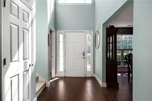 4238 Riviere Point, Gainesville, GA 30507 - Photo 3