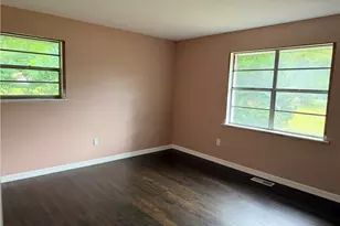 412 E Mcintosh Rd, Griffin, GA 30223 - Photo 9