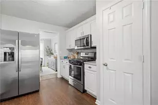1810 Westwind Dr, Cumming, GA 30041 - Photo 7