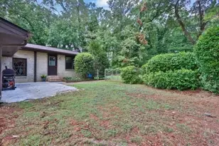 4847 Shadowwood Ct SW, Lilburn, GA 30047 - Photo 25