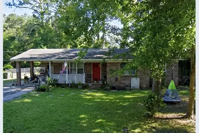 204 Pine Street, Saint Marys, GA 31558 - Photo 1