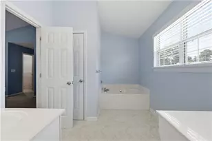 3279 Benthollow Ln, Duluth, GA 30096 - Photo 13