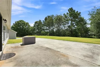 2762 Hillvale Cove Way, Lithonia, GA 30058 - Photo 39