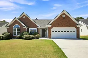 2762 Hillvale Cove Way, Lithonia, GA 30058 - Photo 1