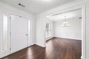 8805 Penbrooke Ct, Cumming, GA 30028 - Photo 3