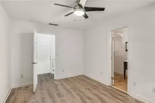 1368 Liberty Pkwy NW, Atlanta, GA 30318 - Photo 27