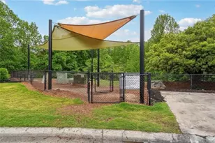 1368 Liberty Pkwy NW, Atlanta, GA 30318 - Photo 33