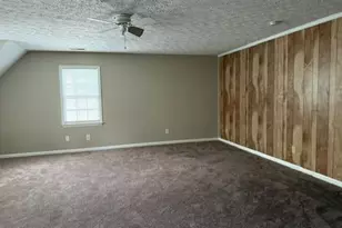 2130 Crescentview Dr, Lawrenceville, GA 30044 - Photo 9