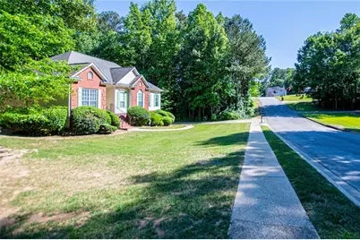 1294 Windsor Glen Drive, Douglasville, GA 30134 - Photo 5