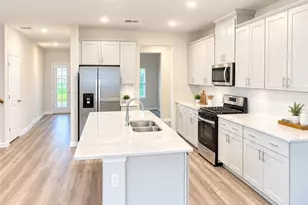 38 Warwick Ct, Pendergrass, GA 30567 - Photo 5