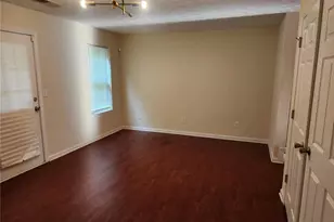 1736 Redan E, Lithonia, GA 30058 - Photo 3