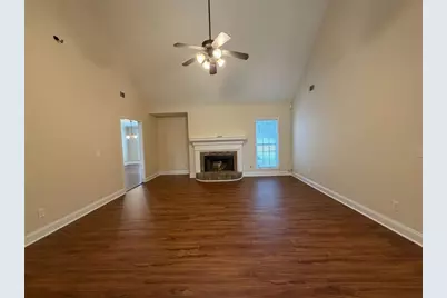 3895 Butler Springs Drive, Loganville, GA 30052 - Photo 5