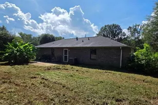 115 Grove Creek Dr, Locust Grove, GA 30248 - Photo 5