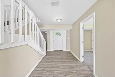 5006 Stoney Point Circle, Stone Mountain, GA 30088 - Photo 3