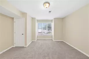 5006 Stoney Point Cir, Stone Mountain, GA 30088 - Photo 17
