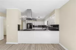 5006 Stoney Point Cir, Stone Mountain, GA 30088 - Photo 13