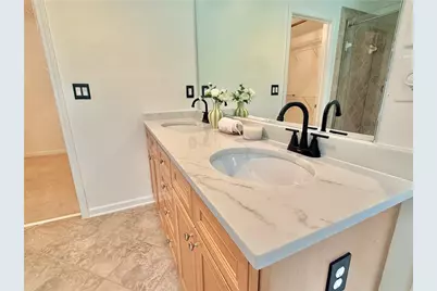 10950 Brunson Drive, Johns Creek, GA 30097 - Photo 19