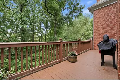 121 Brookview Circle, Atlanta, GA 30339 - Photo 13