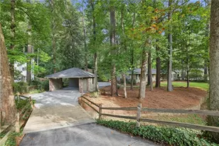 2970 Mornington Dr NW, Atlanta, GA 30327 - Photo 33