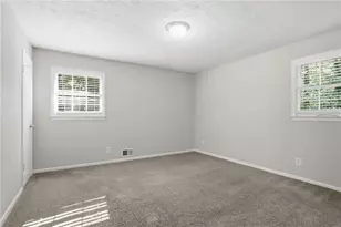 5528 Fern Creek Dr SW, Lilburn, GA 30047 - Photo 19