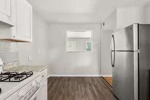 220 Opal Dr, Roswell, GA 30075 - Photo 7