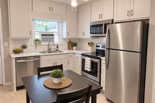 270 Cole St, Buford, GA 30518 - Photo 9