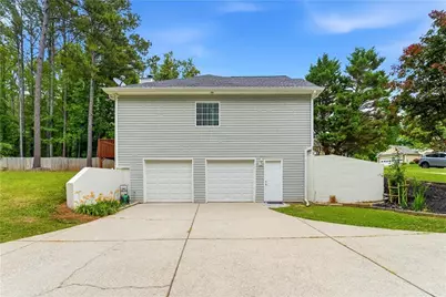 4036 Saint George Walk SW, Powder Springs, GA 30127 - Photo 3
